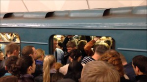 Почему возникают панические атаки в метро. Меры самопомощи